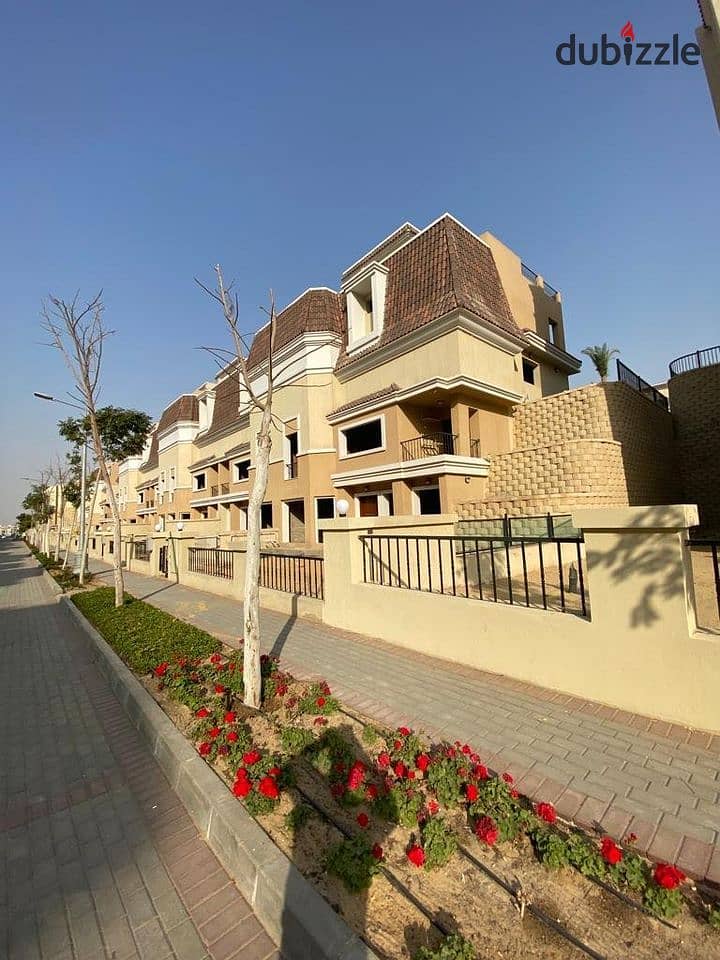 3-storey villa for sale in installments in Sarai, directly in front of Madinaty / minutes from the Fifth Settlement and AUC 3