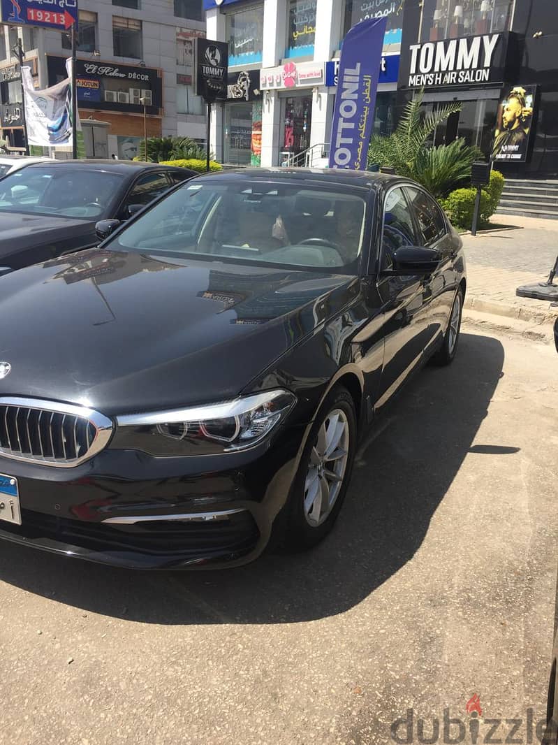 BMW 520 2019 1