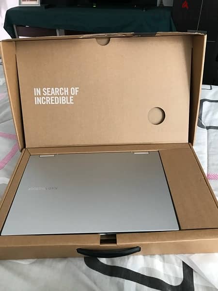 ASUS Vivobook Flip 14 touch core i3 2