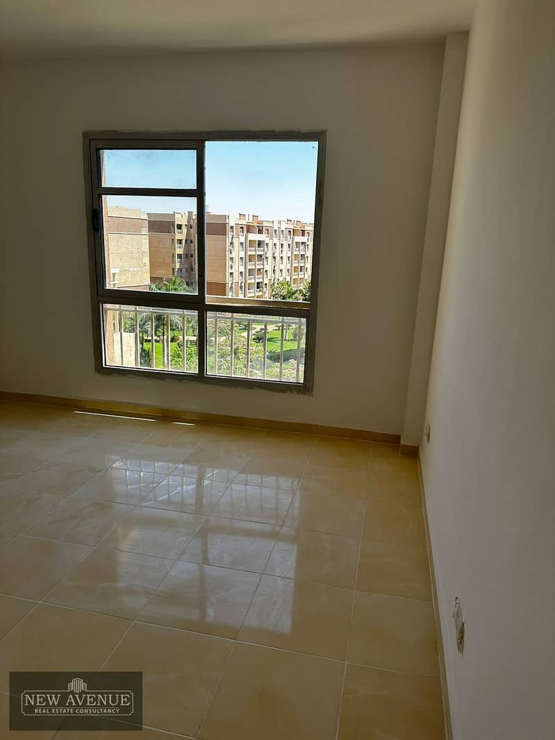 Apartment very prime location  View Wide Garden - Madinaty 8