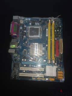 GIGABYTE GA-945GCM-S2L 0