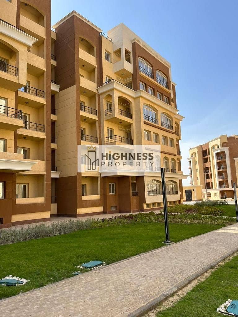 Apartment for sale at a special price, 152 m, immediate delivery, fully finished, green spaces and lakes in Al Maqsed Compound, next to Sarai and Madi 2