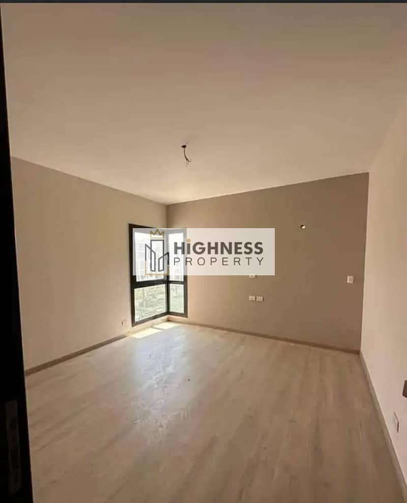 Apartment for sale at a special price, 152 m, immediate delivery, fully finished, green spaces and lakes in Al Maqsed Compound, next to Sarai and Madi 7