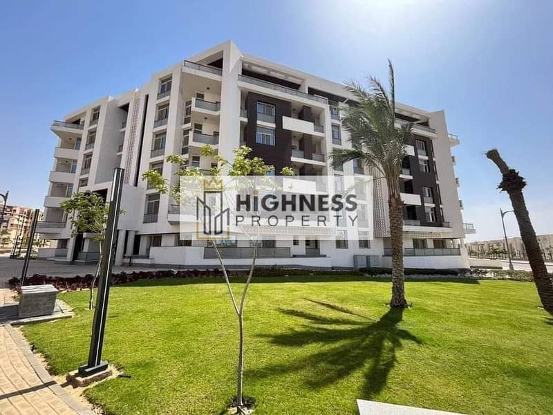 Apartment for sale at a special price, 152 m, immediate delivery, fully finished, green spaces and lakes in Al Maqsed Compound, next to Sarai and Madi 11