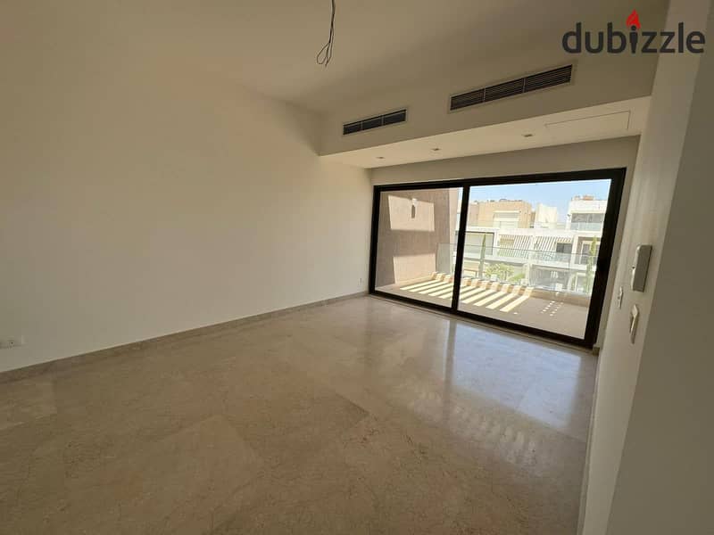 Twin house villa, immediate receipt, fully finished, with air conditioners, in Al Marasem Compound, Fifth Settlement, in the heart of Golden Square 1