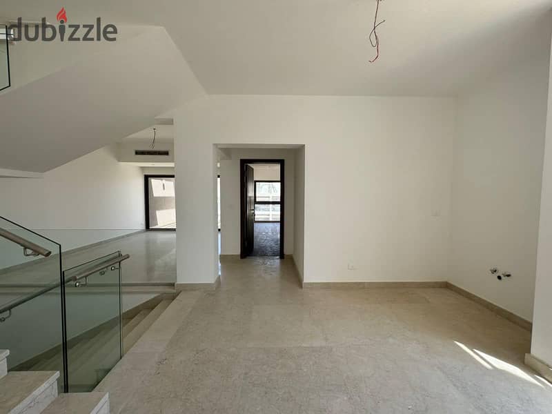 Twin house villa, immediate receipt, fully finished, with air conditioners, in Al Marasem Compound, Fifth Settlement, in the heart of Golden Square 2