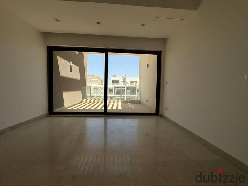 Twin house villa, immediate receipt, fully finished, with air conditioners, in Al Marasem Compound, Fifth Settlement, in the heart of Golden Square 9