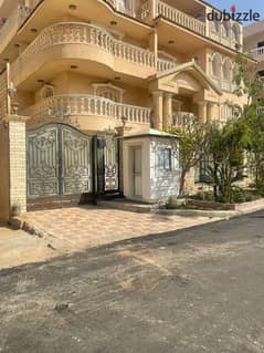 commercial appartment for sale 330m in el wezraa street sheraton