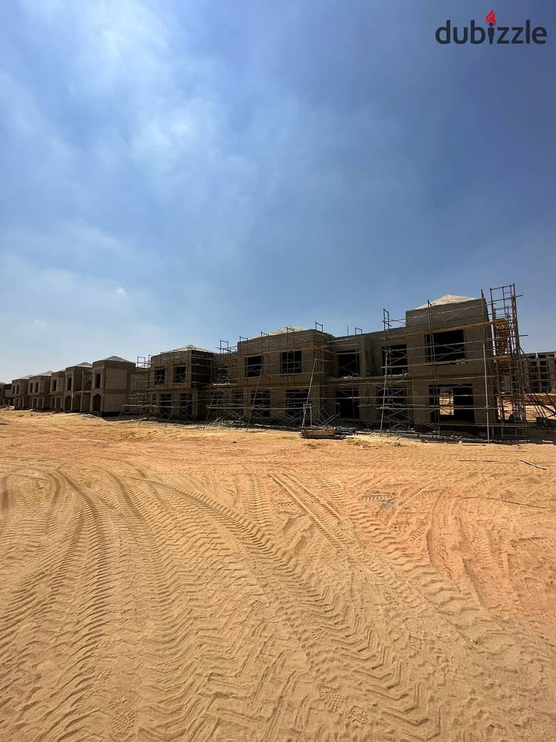 Townhouse for sale, 220 meters, Village West Compound, Sheikh Zayed, view, landscape 3