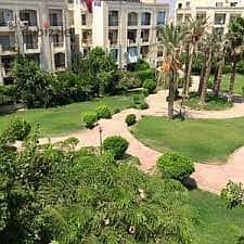 Apartment in Hadayek El Mohandesin Compound, Sheikh Zayed, 105 m and roof 35 m 1