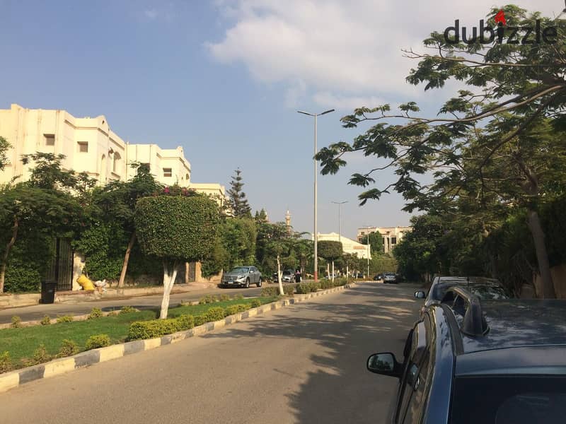 Apartment in Hadayek El Mohandesin Compound, Sheikh Zayed, 105 m and roof 35 m 4