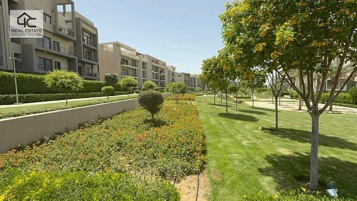 Apartment for sale, 182 square meters, finished, in installments, in the best compound, already living in the Fifth Settlement 0