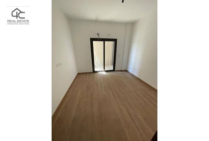 Apartment for sale, 182 square meters, finished, in installments, in the best compound, already living in the Fifth Settlement 13