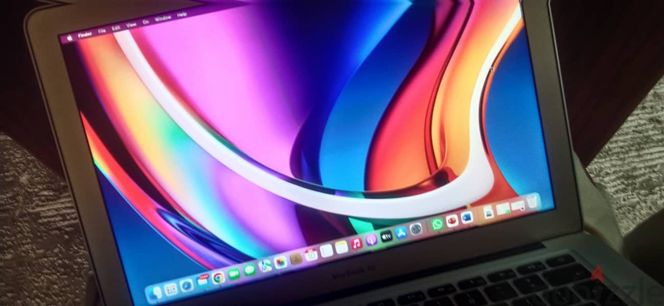 Macbook Air 2015 8/128 بحاله ممتازه 2