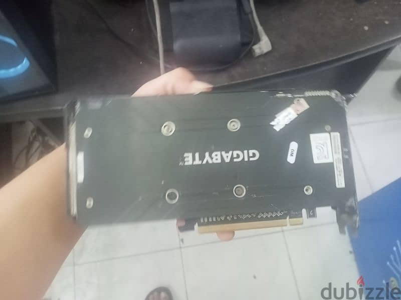 كارت rx 470  4g gigabyte  ممتاز جدا للالعاب الثقيله 1