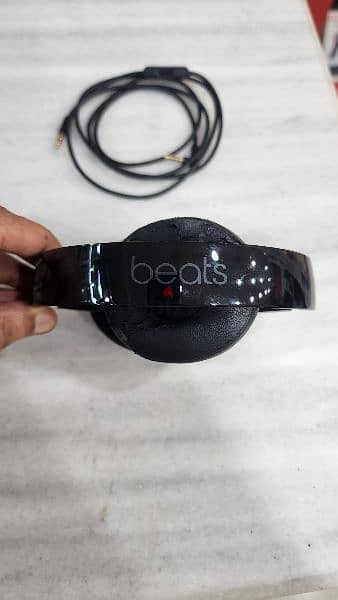 Beats solo 3 wireless 2