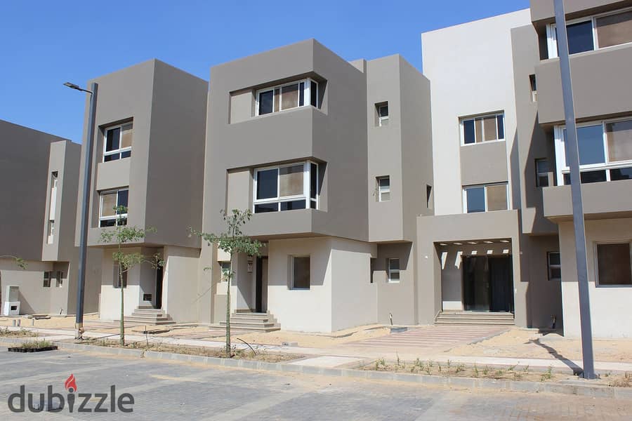 فيلا إستلام فوري من City Edge بقلب ألشيخ زايد بالقسط على 7 سنواتImmediate delivery villa from City Edge in the heart of Sheikh Zayed, 5