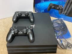 ps4 pro بلايستيشن 4 برو مع دراعين اصليين