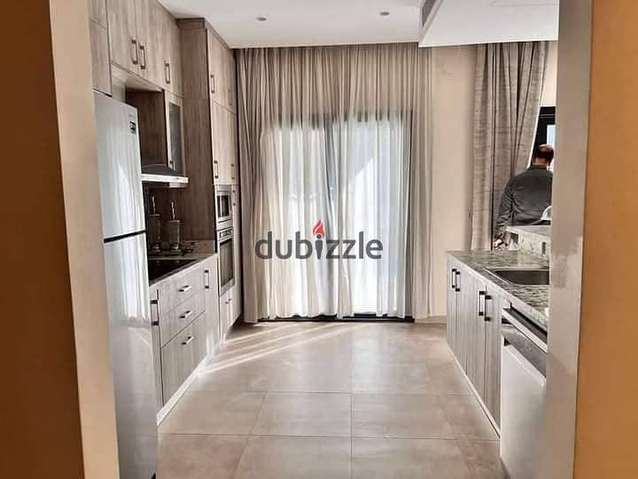 Finished apartment 187m with ACs immediate receipt in Sodic Villette near the AUC with installments شقه 187م متشطبه بالتكييفات استلام فورى فى سوديك في 4