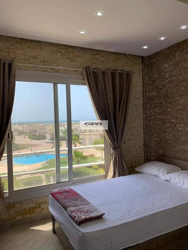 شاليه فندقي غرفتين بالسعر القديم ارضي بجاردن (تشطيب +  تكيفات), امواج - Old Price Service Chalet (Ground + Garden) Fully Finished + AC's 10% Dp,Amwaj 4