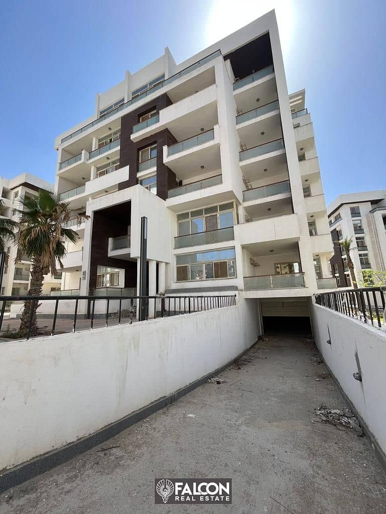 For immediate sale, a 134-meter apartment with a view on the landscape in Al-Maqsad Compound, the Administrative Capital, next to the Smart Village, i 5