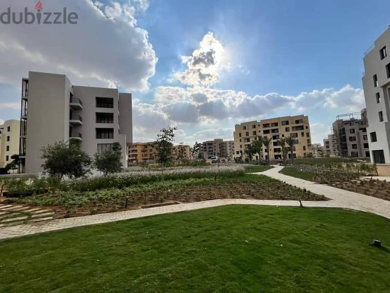 Apartment for sale at Owest شقة للبيع بكمبوند أويست متشطبة بالكامل 3