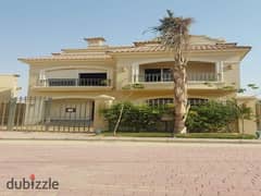 townhouse Area 210 next to Madinaty ( RTM ) Patio5 استلام فوري تاون هاوس 210م من باتيو 5 بجانب مدينتي 0