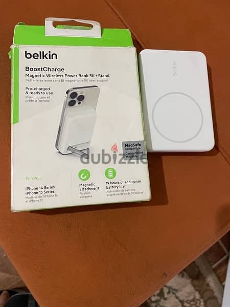 magnetic power bank wireless from belkin 2