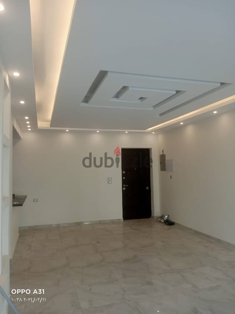 شقة للبيع في كمبوند جالريا مون فالي - Apt for sale in Galleria 1