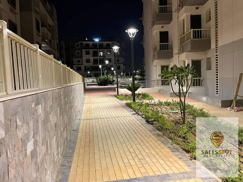 Book an apartment with the lowest price per meter in the settlement ground floor 177m with garden 133m in Silvia Compound in the settlement next to th 10