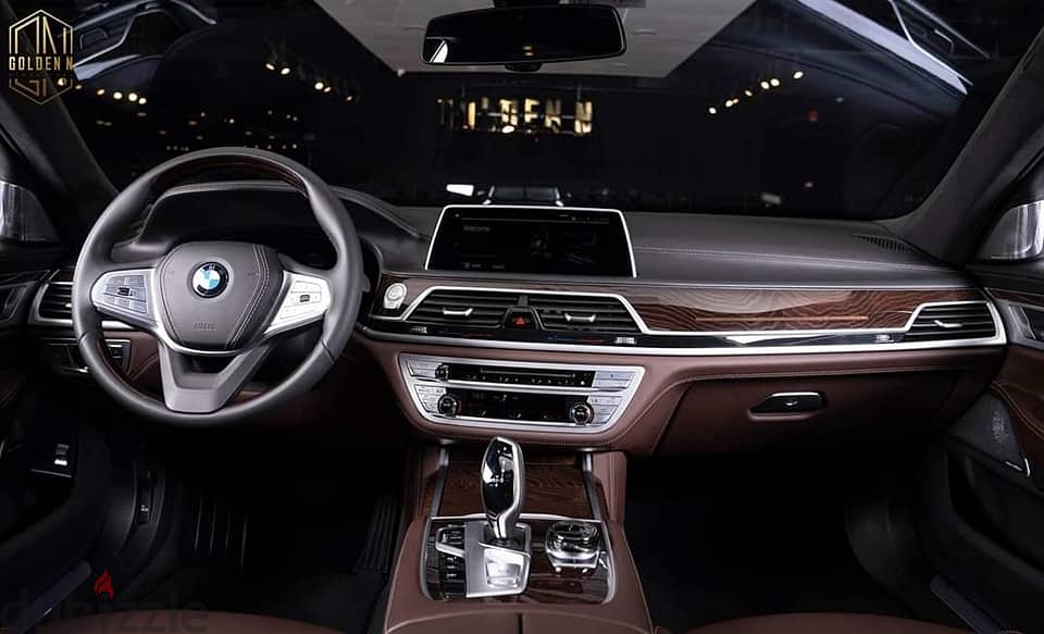 2020 BMW 730Li 1