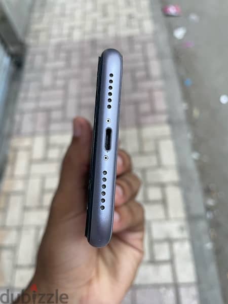 iPhone 11 ايفون 1