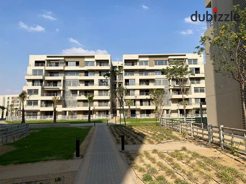 Apartment for sale 165 meters in Capital Gardens, Mostakbal City, in a prime location, Ready to Move 0