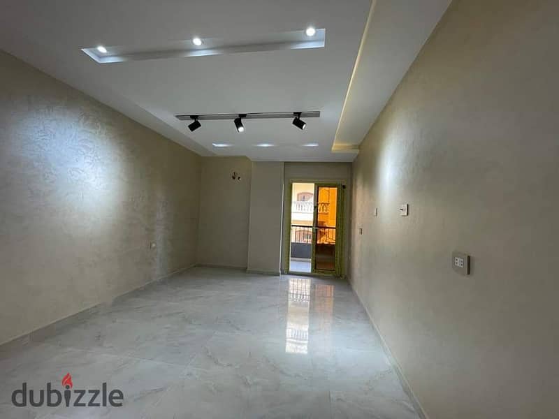 للبيع شقة 170 م فى ارقى كمبوند بقلب مدينة 6 أكتوبر For sale, a 170 sqm apartment in the most prestigious compound in the heart of 6th of October City 2