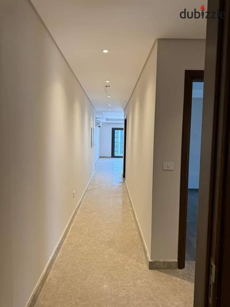 للبيع شقة 130م متشطبة بالتكيفات فى زد ويست الشيخ زايد sale130m apartment fully finished with air conditioners in Zed West Compound Sheikh Zayed 2