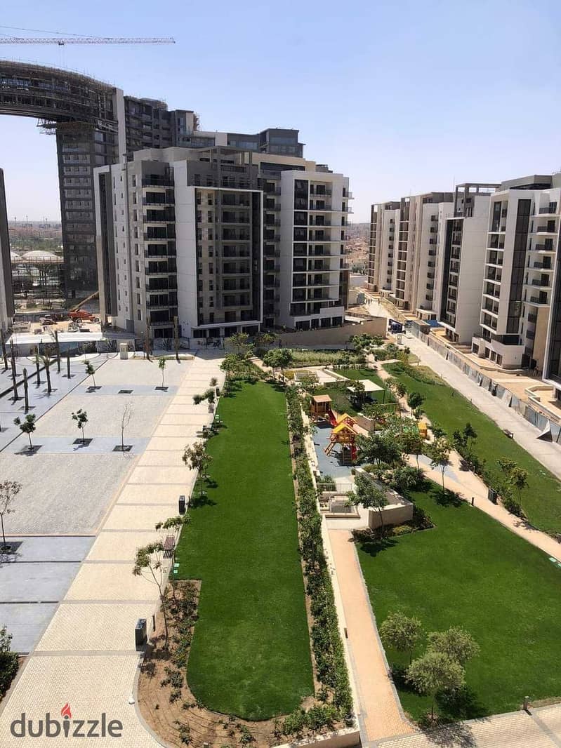 للبيع شقة 130م متشطبة بالتكيفات فى زد ويست الشيخ زايد sale130m apartment fully finished with air conditioners in Zed West Compound Sheikh Zayed 3