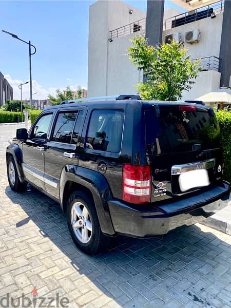 Jeep Liberty 2