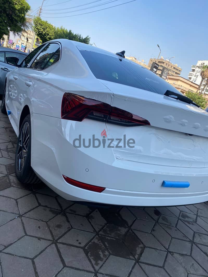 Skoda Octavia سكودا أوكتافيا 2024 4