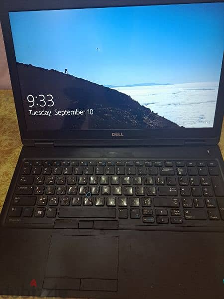 Dell Precision 3520
I5 7gh hq
256ssd
512hdd
Vram 2g كارت خارجي
Ram8g 1