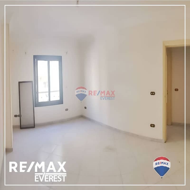 Apartment for sale in Al-Mostasmer Al-Saghir, super luxurious finishing 6