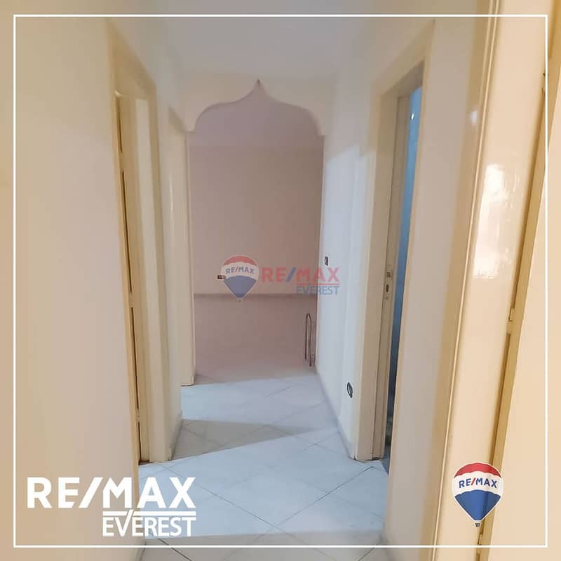 Apartment for sale in Al-Mostasmer Al-Saghir, super luxurious finishing 8