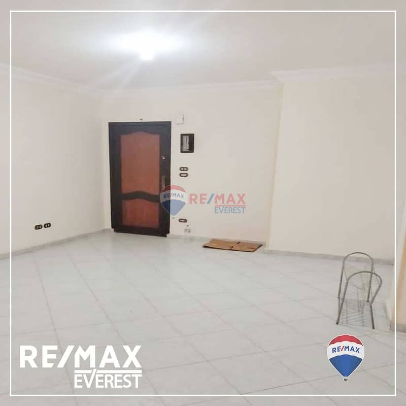 Apartment for sale in Al-Mostasmer Al-Saghir, super luxurious finishing 12