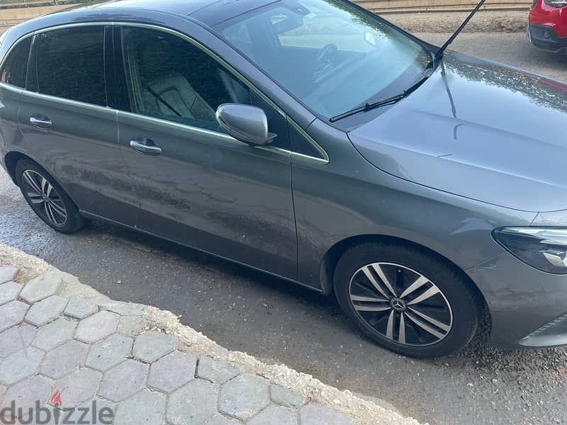 Mercedes-Benz B180 2021 2