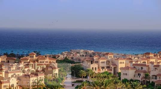 توين هاوس استلام قريب للبيع في لافيستا باي الساحل الشمالي | Twin house for sale in La Vista Bay, North Coast, ready for delivery