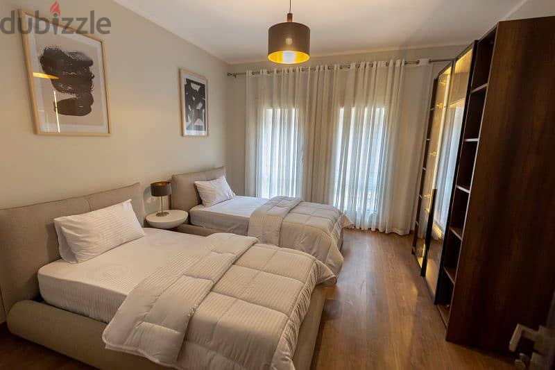 شقة للبيع من Avenue 90 تشطيب كامل 380م على المفتاح 4