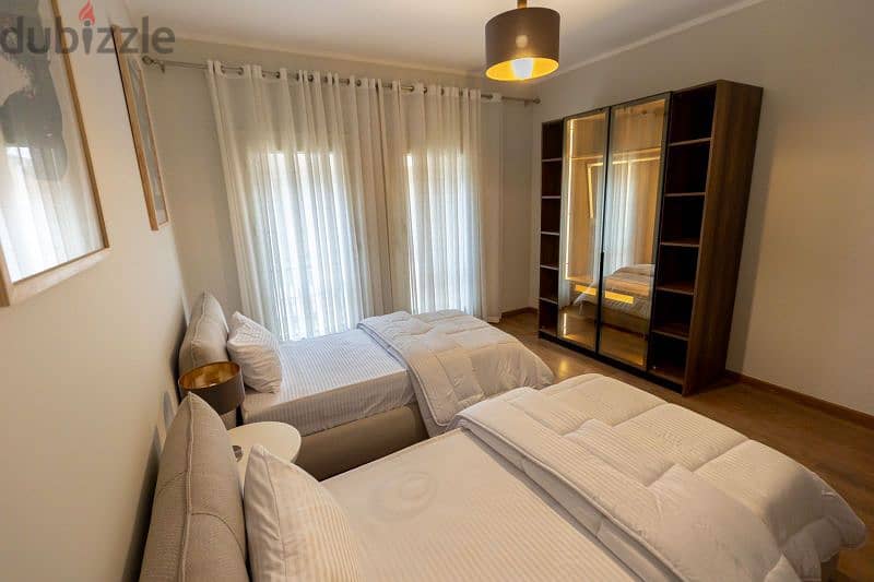 شقة للبيع من Avenue 90 تشطيب كامل 380م على المفتاح 6