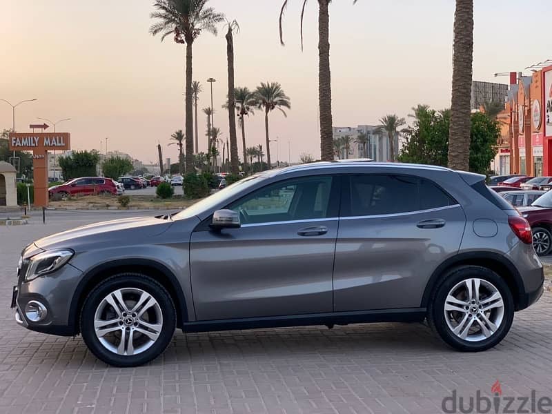 Mercedes-Benz  GLA 200 2018 3