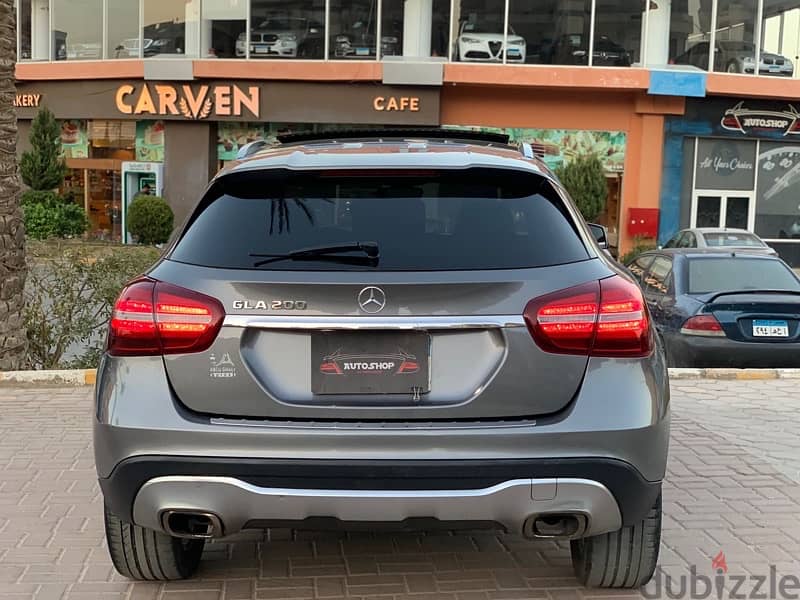 Mercedes-Benz  GLA 200 2018 19