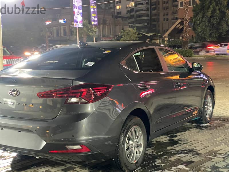 Hyundai Elantra AD هيونداي النترا ايه دي 2025 4