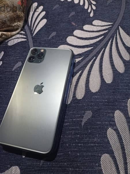 iPhone 11 Pro Max ايفون 1